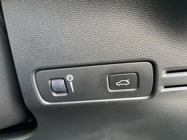 Used Volvo XC40 2020 for sale - 76220423: Photo 22