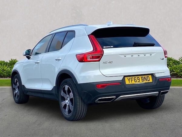 Used Volvo XC40 2020 for sale - 76220423: Photo 2