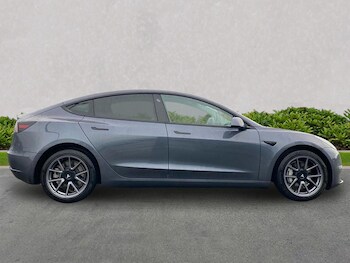 Used Tesla Model 3 2022 for sale - 76963477: Photo