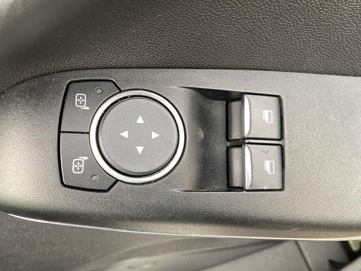 Used Ford Fiesta 2019 for sale - 77946075: Photo 21