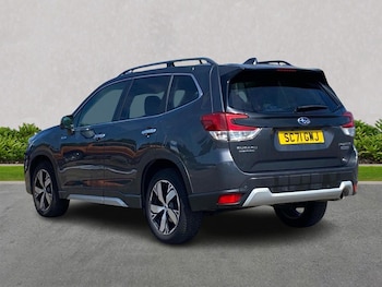 Used Subaru Forester 2022 for sale - 75524350: Photo