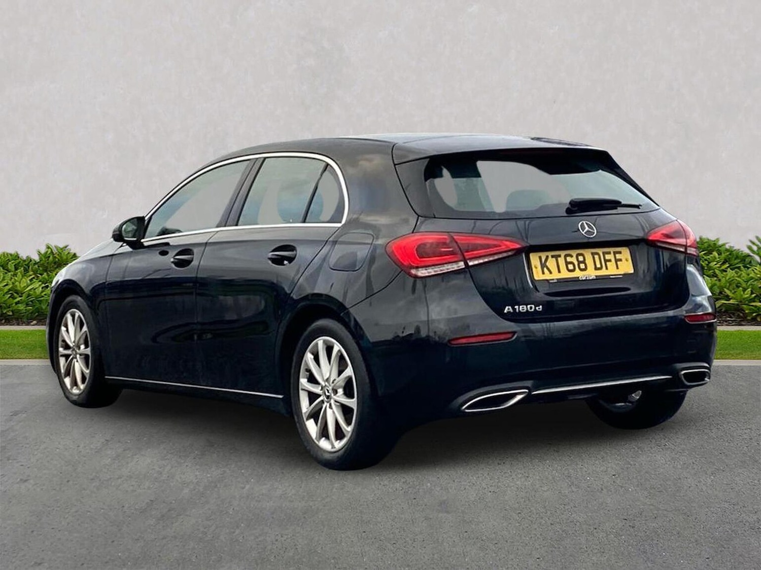 Used Mercedes-Benz A-Class 2018 for sale - 77070000: Photo 2