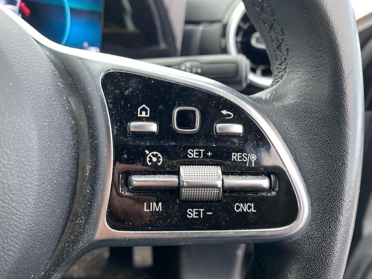 Used Mercedes-Benz A-Class 2018 for sale - 77070000: Photo 29