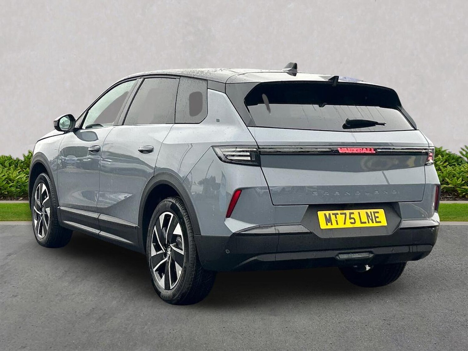 Used Vauxhall Grandland 2025 for sale - 76264378: Photo 2