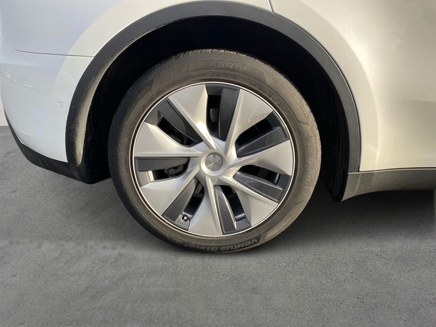 Used Tesla Model Y 2022 for sale - 76449621: Photo 6