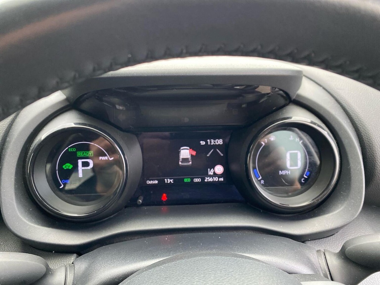 Used Toyota Yaris 2020 for sale - 76316463: Photo 10