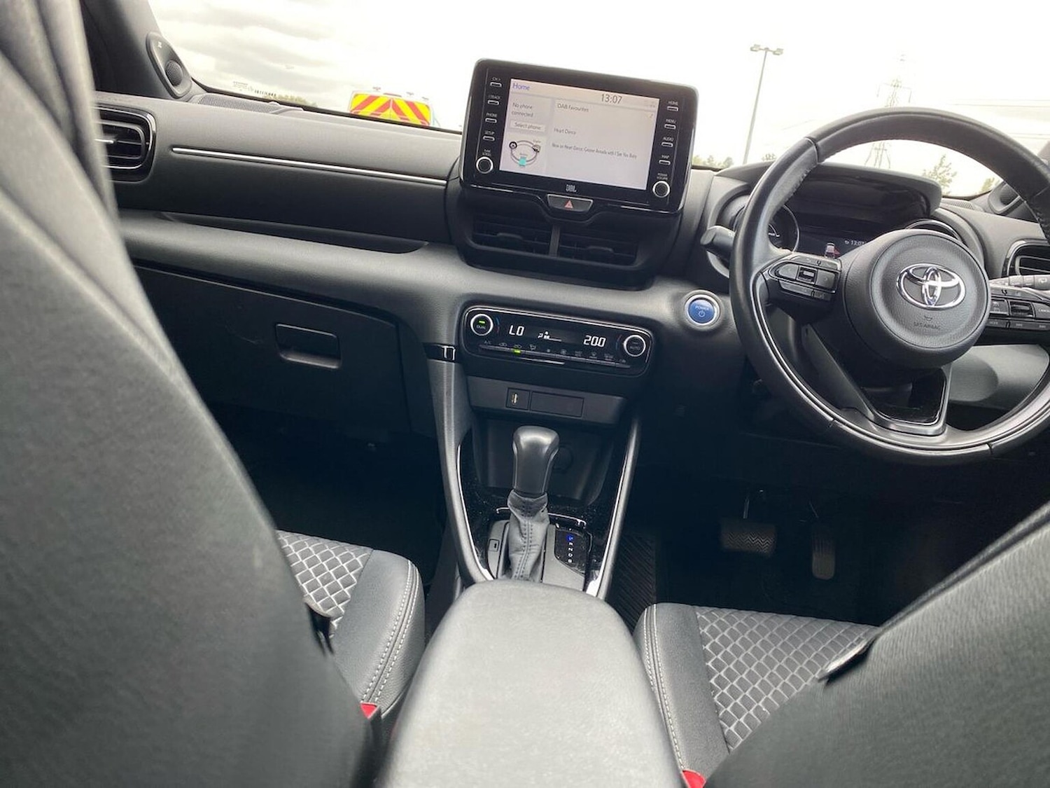 Used Toyota Yaris 2020 for sale - 76316463: Photo 13