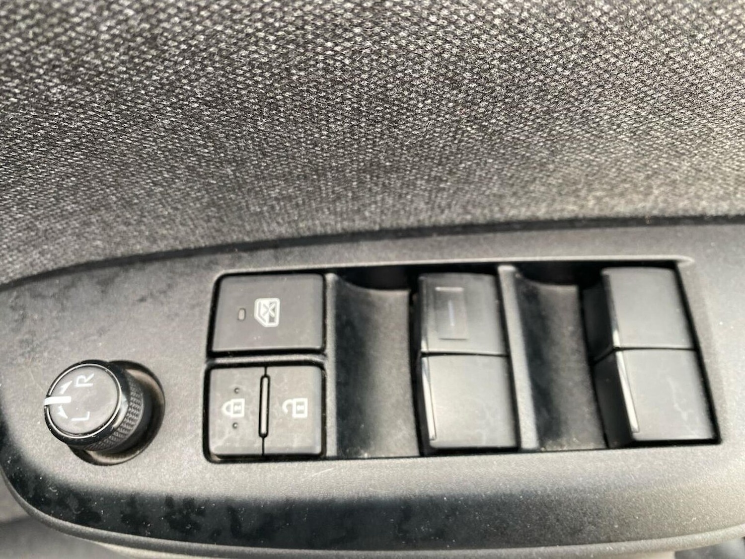 Used Toyota Yaris 2020 for sale - 76316463: Photo 21