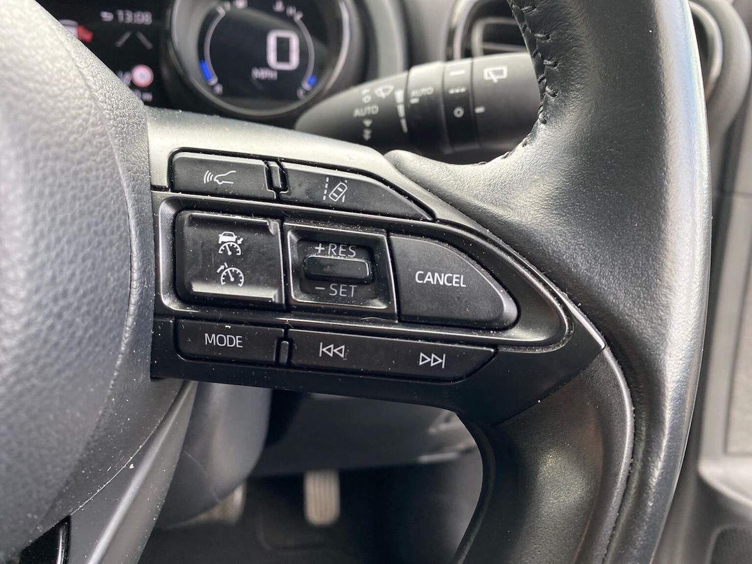Used Toyota Yaris 2020 for sale - 76316463: Photo 27