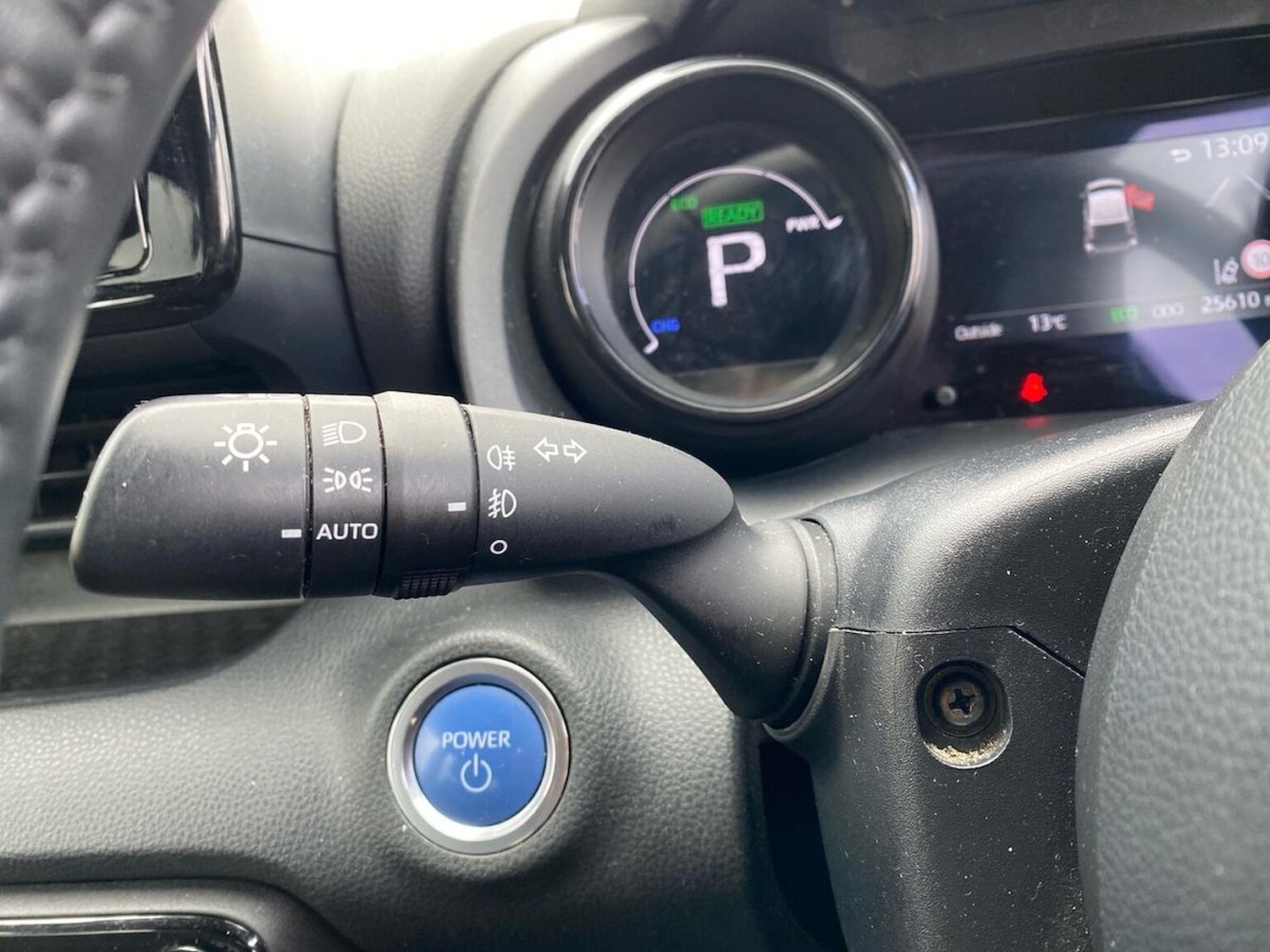 Used Toyota Yaris 2020 for sale - 76316463: Photo 28