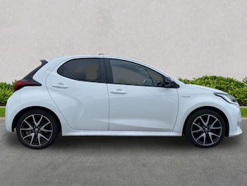 Used Toyota Yaris 2020 for sale - 76316463: Photo