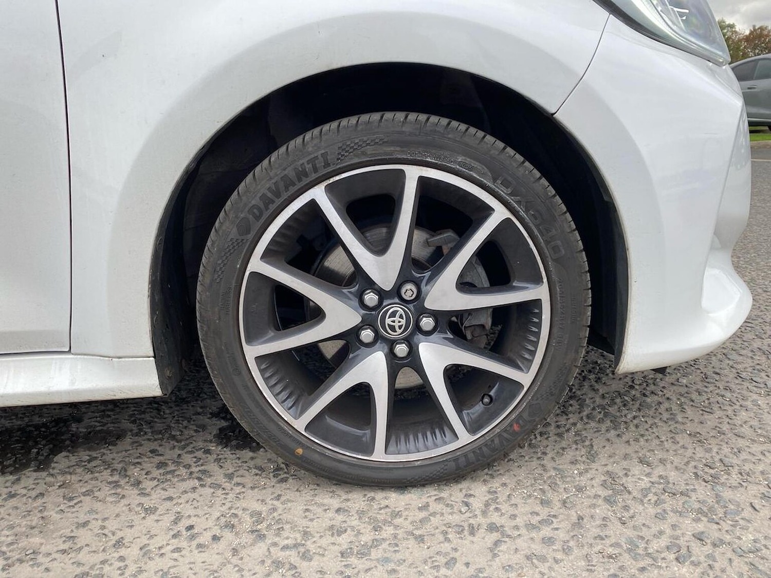 Used Toyota Yaris 2020 for sale - 76316463: Photo 6