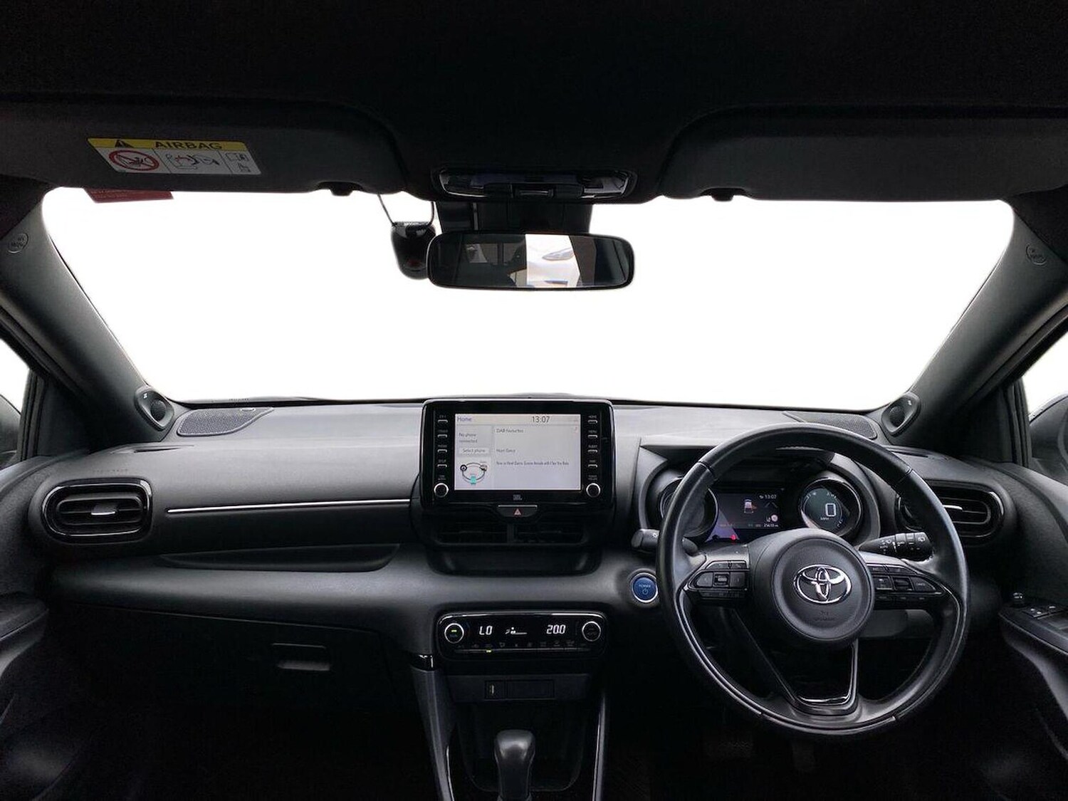 Used Toyota Yaris 2020 for sale - 76316463: Photo 8