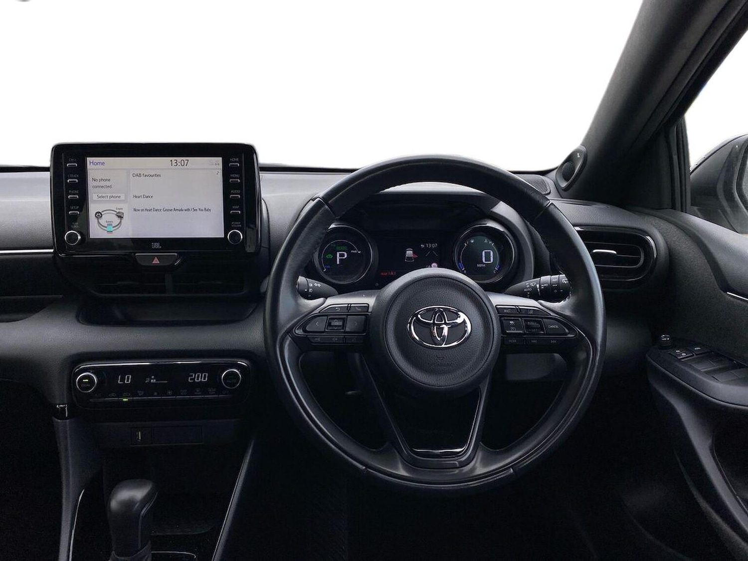 Used Toyota Yaris 2020 for sale - 76316463: Photo 9