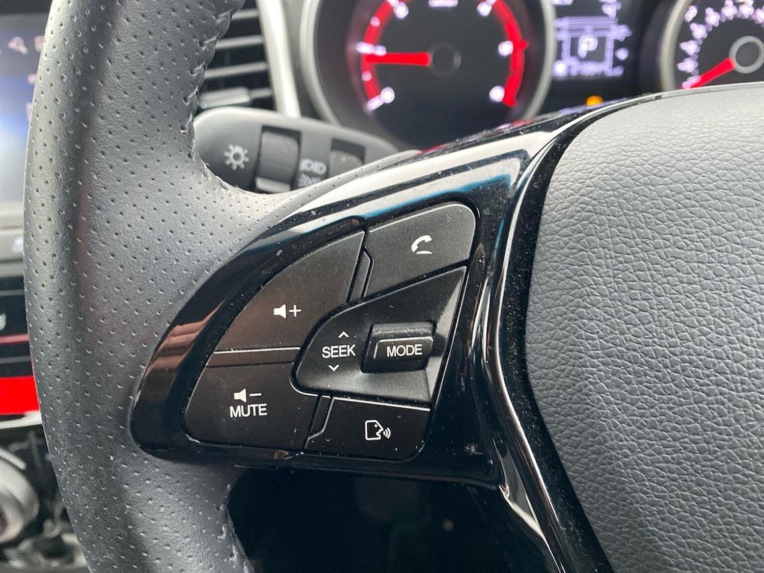 Used Ssangyong Tivoli 2019 for sale - 76638841: Photo 26