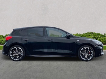 Used Ford Focus 2019 for sale - 75525504: Photo