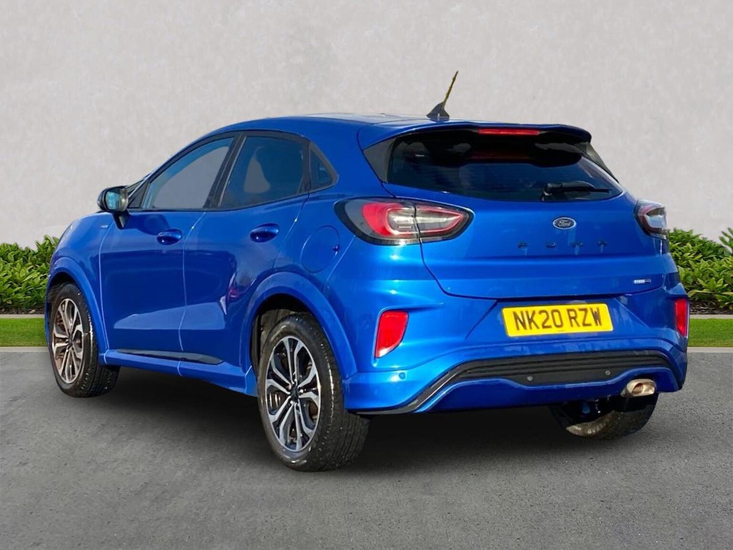 Used Ford Puma 2020 for sale - 76637729: Photo 2