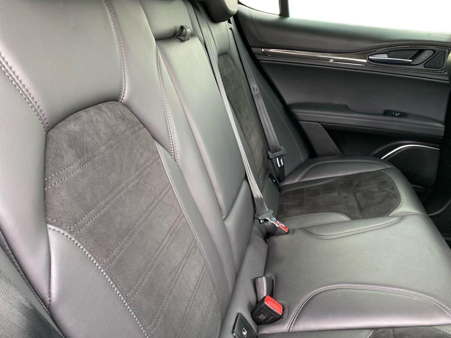 Used Alfa Romeo Stelvio 2019 for sale - 76832030: Photo 16