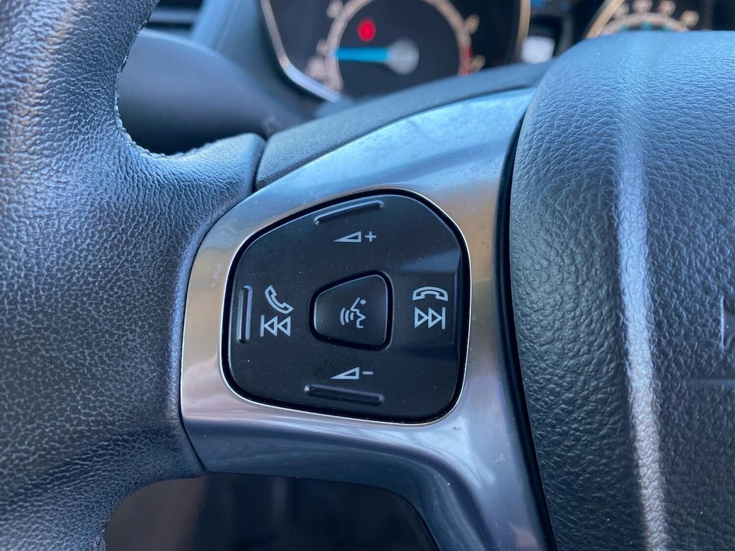 Used Ford Fiesta 2017 for sale - 78192395: Photo 28