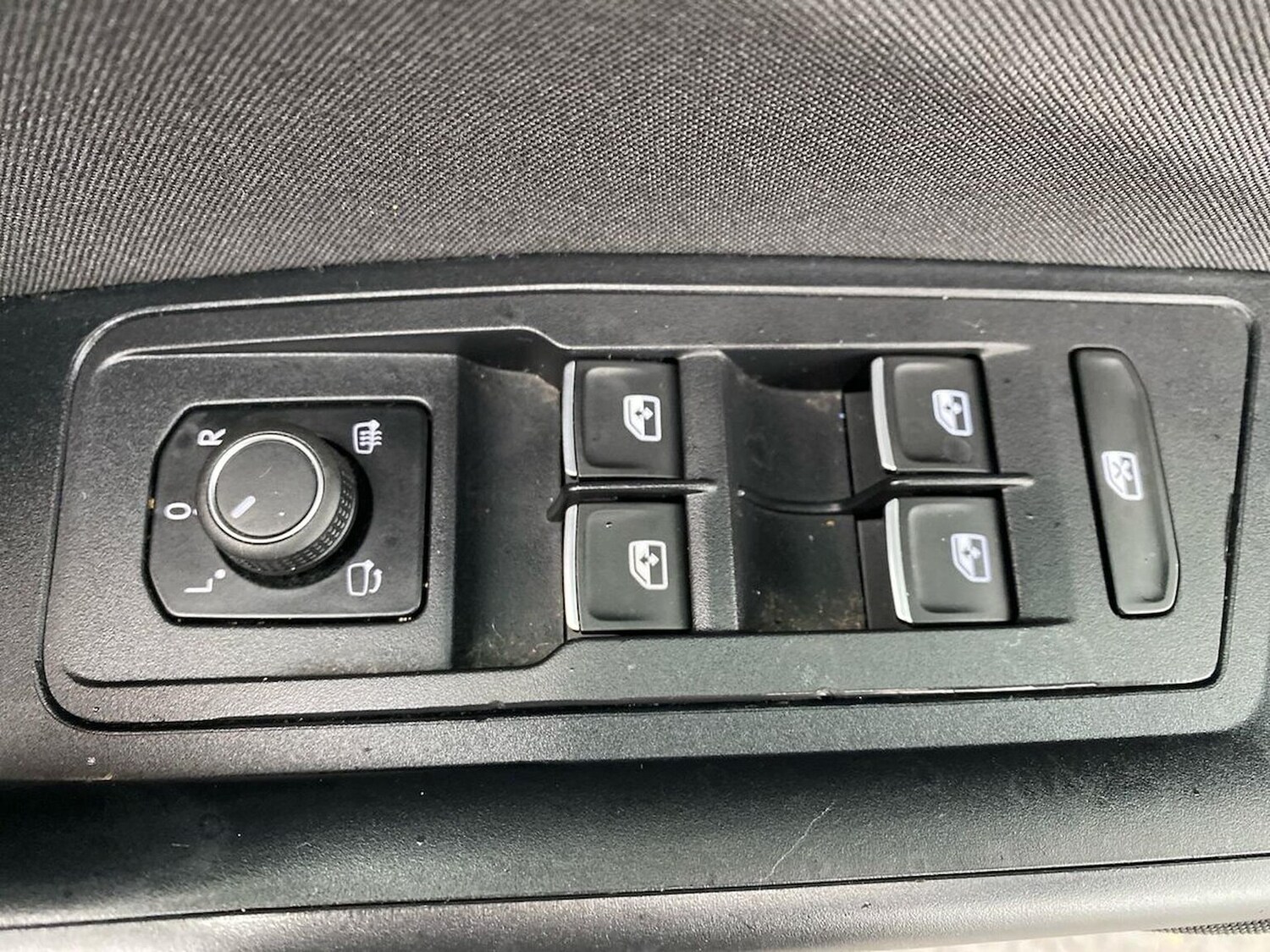 Used Volkswagen T-Roc 2021 for sale - 77489599: Photo 21