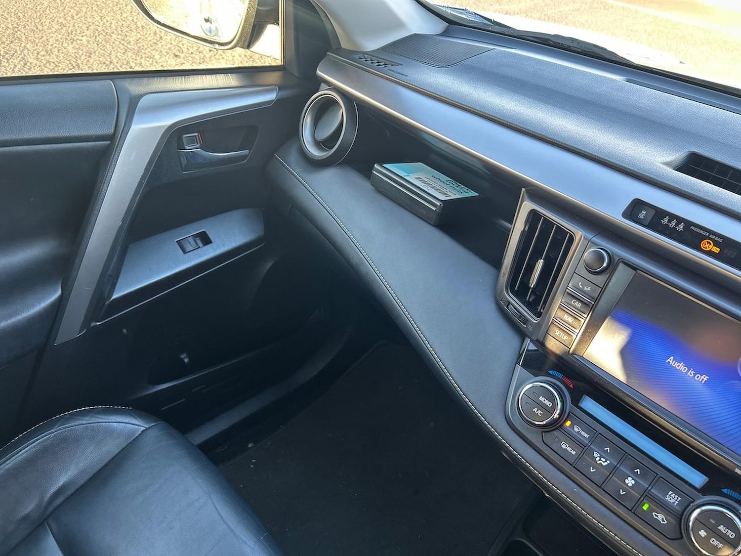 Used Toyota RAV4 2016 for sale - 76363375: Photo 13