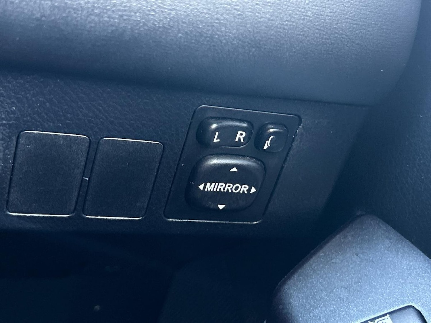 Used Toyota RAV4 2016 for sale - 76363375: Photo 28