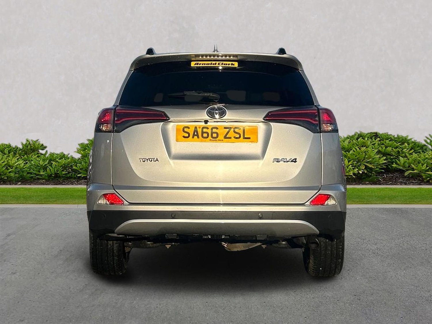 Used Toyota RAV4 2016 for sale - 76363375: Photo 4