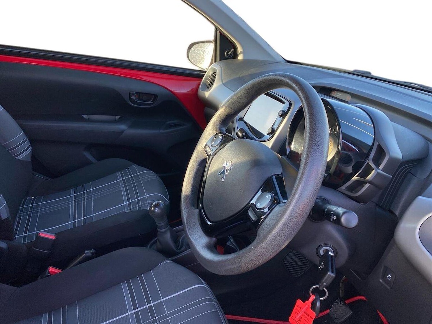 Used Peugeot 108 2017 for sale - 76860086: Photo 15