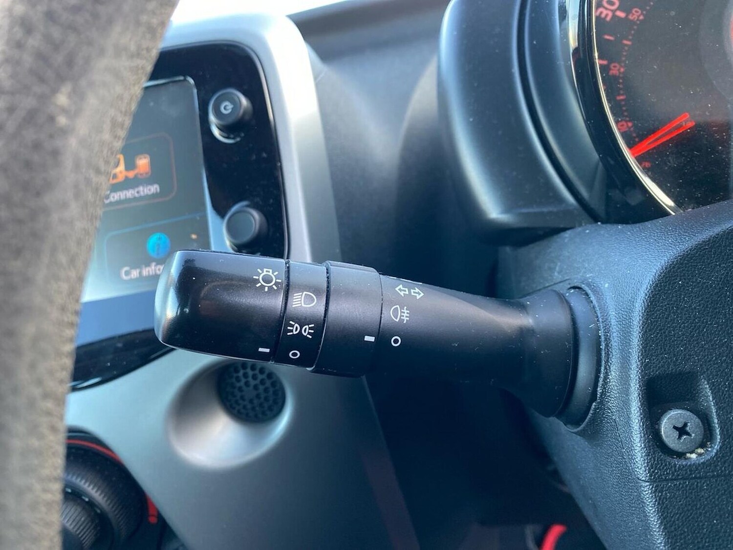 Used Peugeot 108 2017 for sale - 76860086: Photo 28