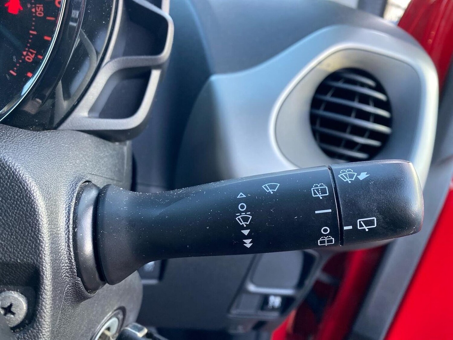 Used Peugeot 108 2017 for sale - 76860086: Photo 29