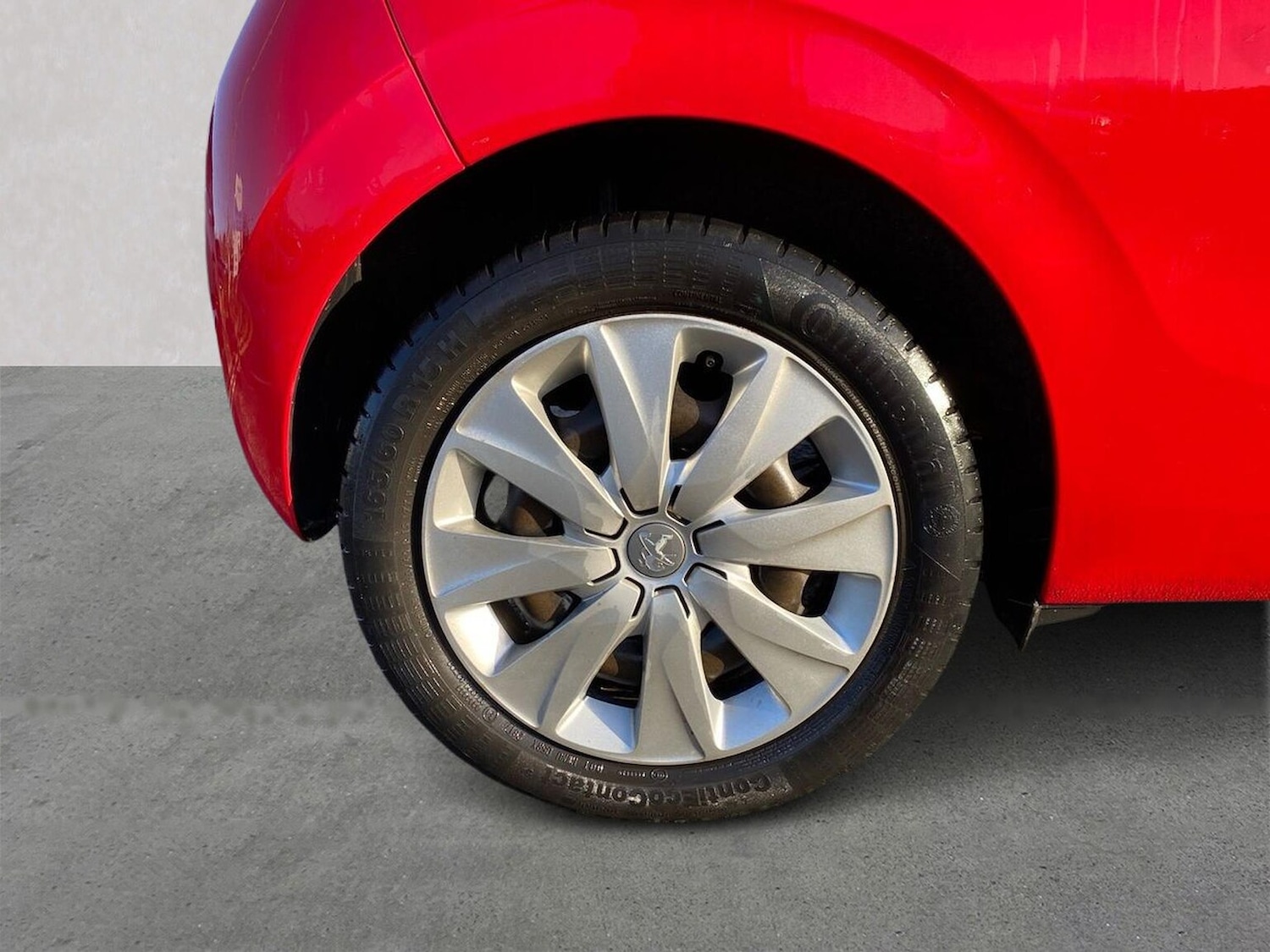 Used Peugeot 108 2017 for sale - 76860086: Photo 6