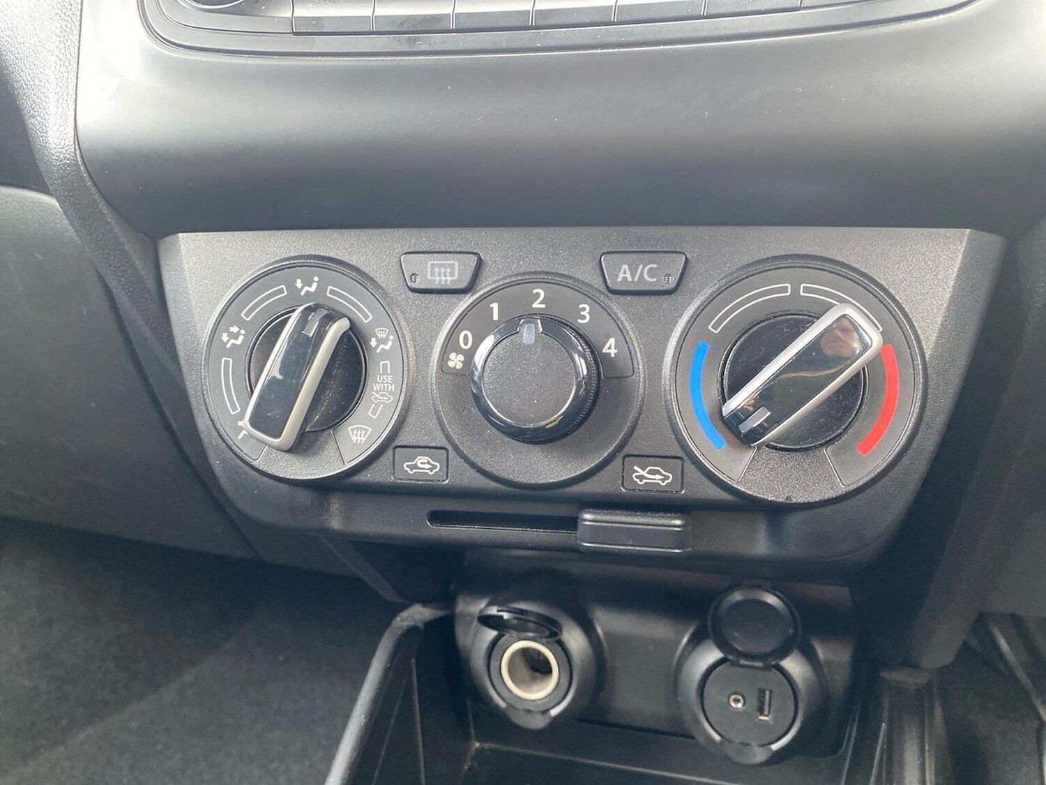 Used Suzuki Swift 2019 for sale - 75983966: Photo 12