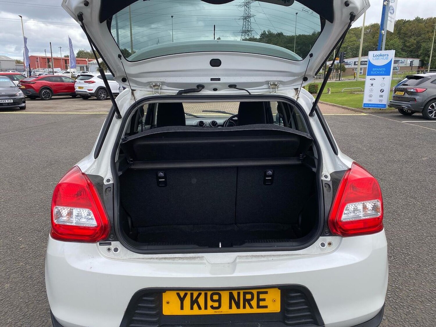 Used Suzuki Swift 2019 for sale - 75983966: Photo 17