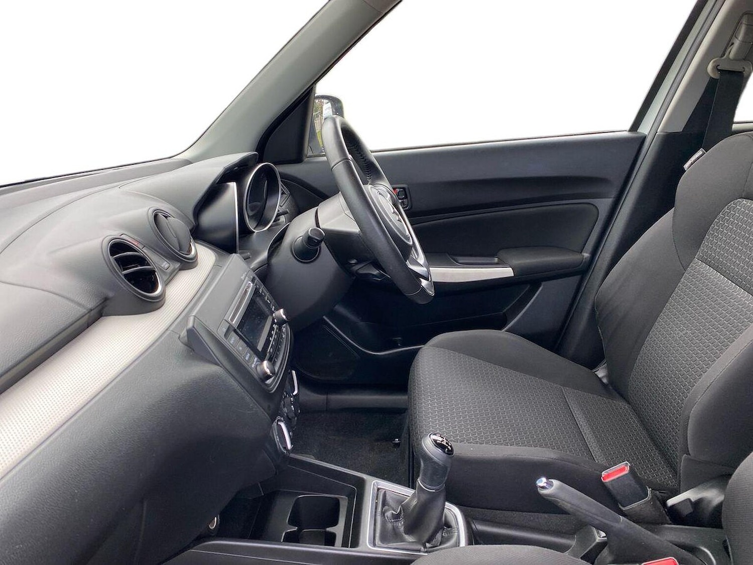 Used Suzuki Swift 2019 for sale - 75983966: Photo 7