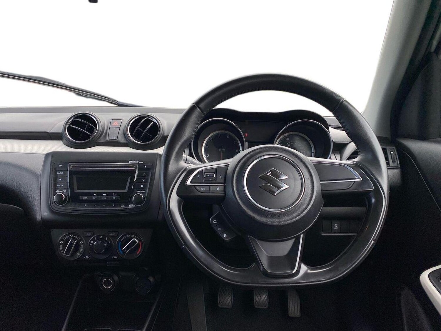 Used Suzuki Swift 2019 for sale - 75983966: Photo 9