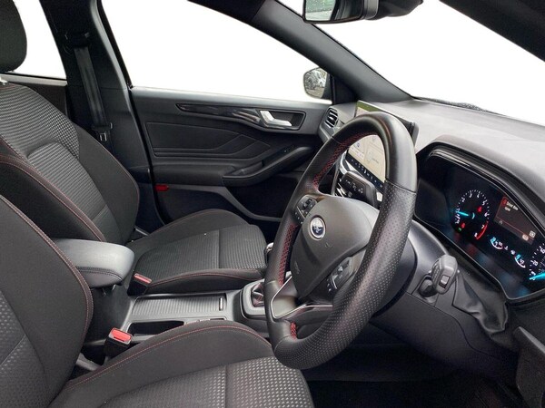 Used Ford Focus 2023 for sale - 76193218: Photo 15