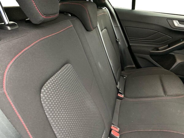 Used Ford Focus 2023 for sale - 76193218: Photo 16