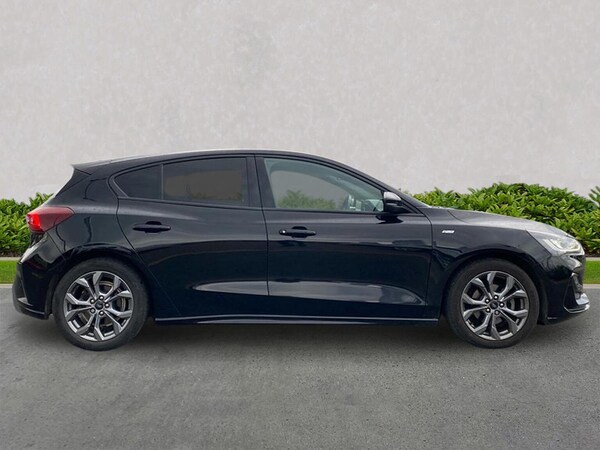 Used Ford Focus 2023 for sale - 76193218: Photo 3