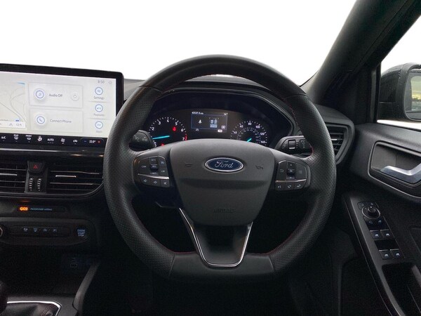 Used Ford Focus 2023 for sale - 76193218: Photo 9