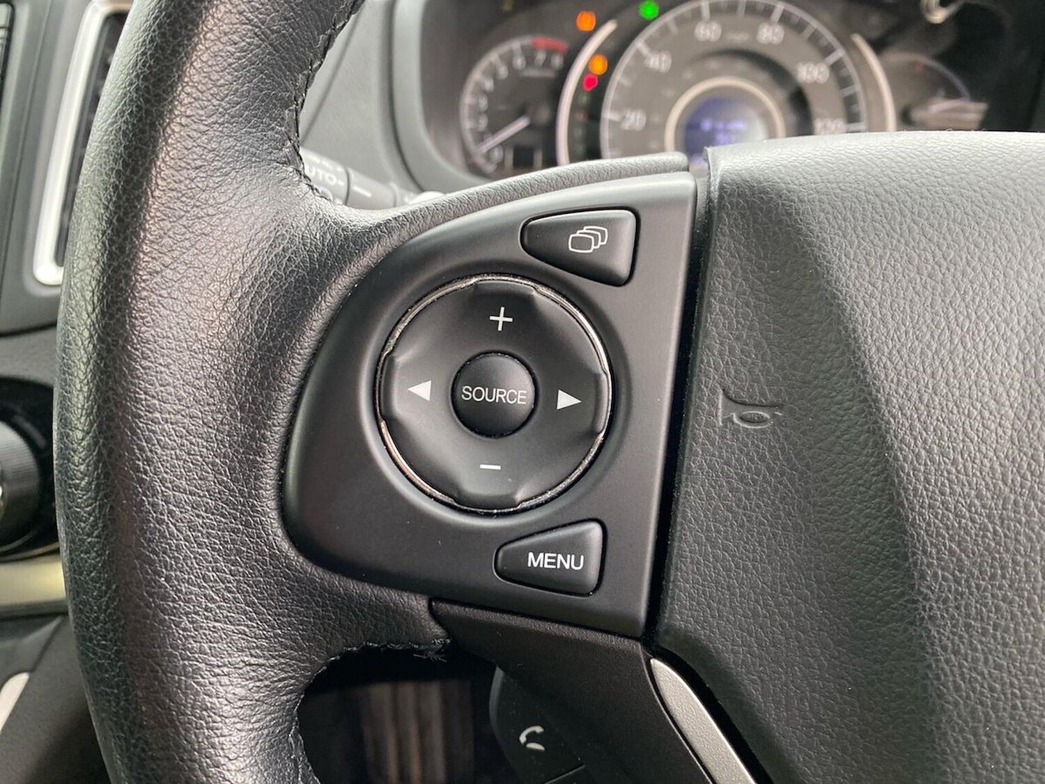 Used Honda CR-V 2017 for sale - 76554310: Photo 26