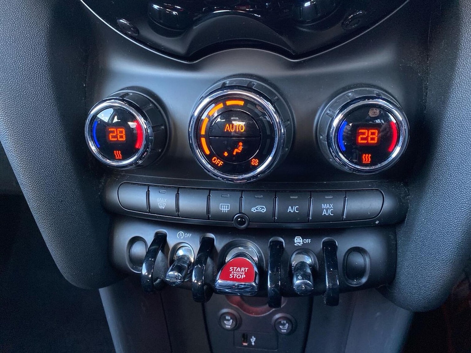 Used MINI Hatch 2019 for sale - 77489475: Photo 12