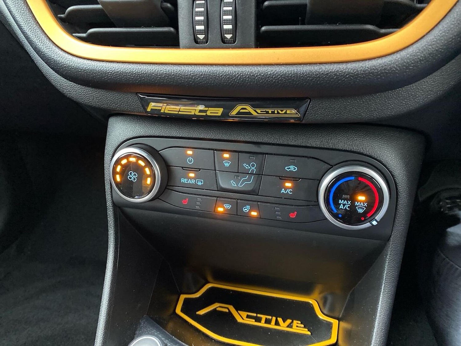 Used Ford Fiesta 2018 for sale - 76969971: Photo 12