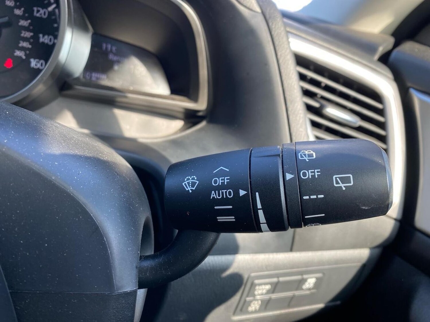 Used Mazda Mazda3 2018 for sale - 78191875: Photo 31