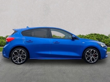 Used Ford Focus 2020 for sale - 79501012: Photo