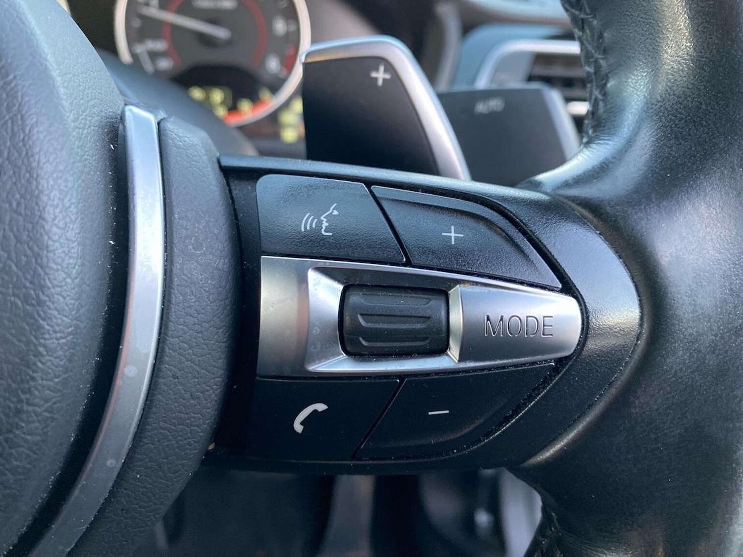 Used BMW 3 Series 2018 for sale - 76735600: Photo 27