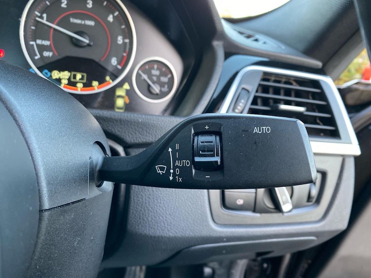 Used BMW 3 Series 2018 for sale - 76735600: Photo 29