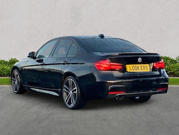 Used BMW 3 Series 2018 for sale - 76735600: Photo