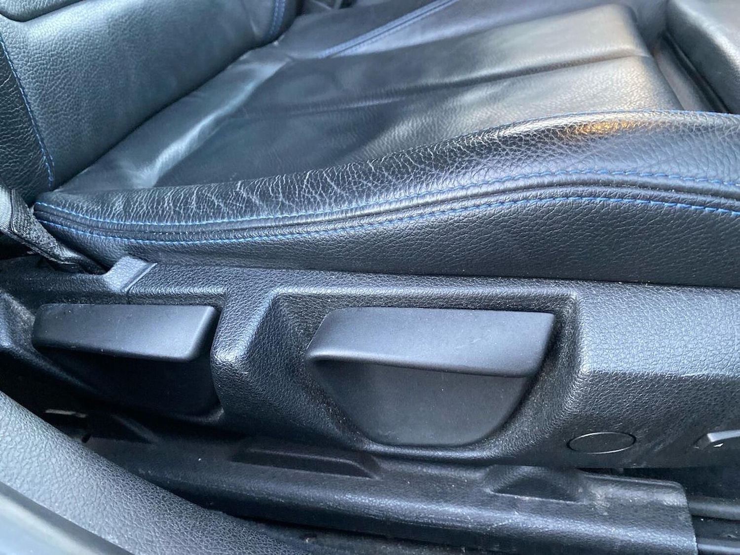 Used BMW 3 Series 2018 for sale - 76735600: Photo 30