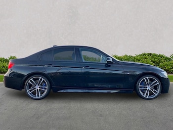 Used BMW 3 Series 2018 for sale - 76735600: Photo