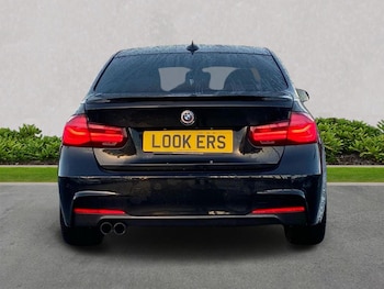 Used BMW 3 Series 2018 for sale - 76735600: Photo